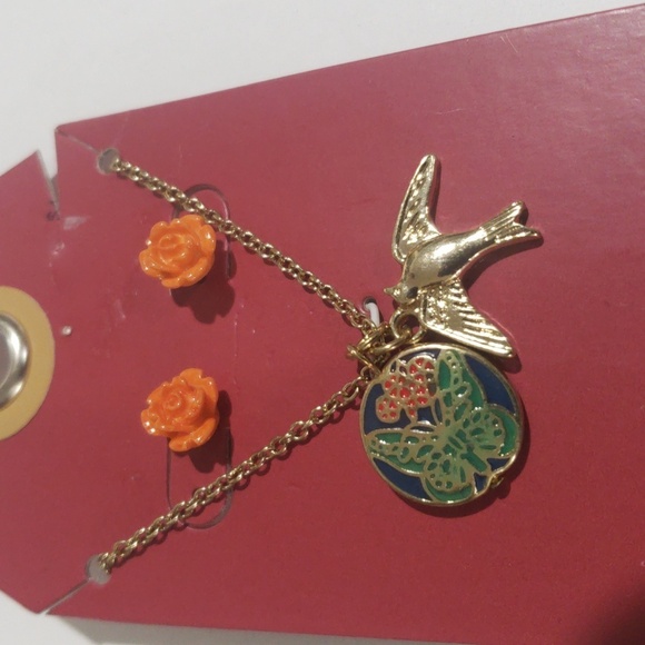 Gold-tone Bird & Butterfly Charm Necklace with Orange Rose Stud Earrings – Women - Picture 4 of 7